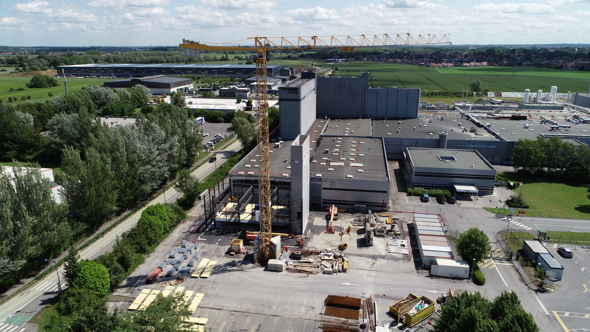 L'INDUSTRIE TOUJOURS AU CŒUR DU PARC Parc des industries ArtoisFlandres